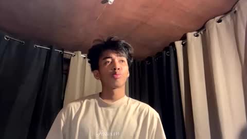 Snapshot of hot_kianxx chatting on October 1, 2025, 2:23 pm hot_kianxx online show from October 1, 2025, 2:23 pm