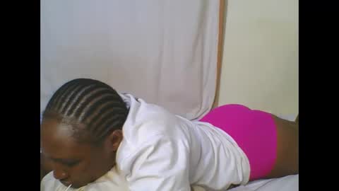 Snapshot of hot_masha chatting on February 14, 2026, 6:26 pm hot_masha online show from February 14, 2026, 6:26 pm