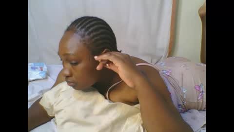 Snapshot of hot_masha chatting on February 20, 2026, 7:10 am hot_masha online show from February 20, 2026, 7:10 am