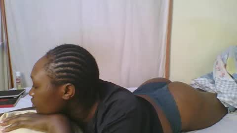 Snapshot of hot_masha chatting on February 25, 2026, 12:42 am hot_masha online show from February 25, 2026, 12:42 am