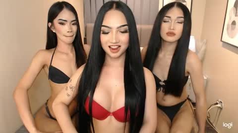 hot_nikki69 online show from March 25, 2026, 5:52 pm