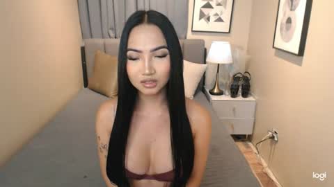 Snapshot of hot_nikki69 chatting on June 18, 2026, 5:39 pm hot_nikki69 online show from June 18, 2026, 5:39 pm