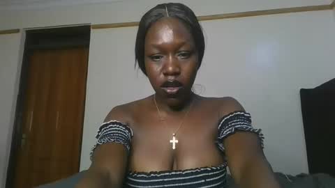 Hot petite online show from March 8, 2026, 8:12 pm