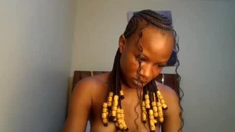 Snapshot of hot_petite100 chatting on May 11, 2026, 5:24 am hot petite100 online show from May 11, 2026, 5:24 am