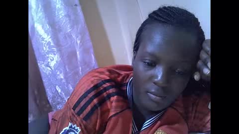 RAYLAH online show from February 2, 2026, 4:33 am