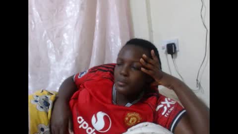 RAYLAH online show from March 3, 2026, 4:13 pm