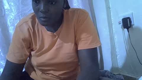 RAYLAH online show from March 21, 2026, 2:53 pm