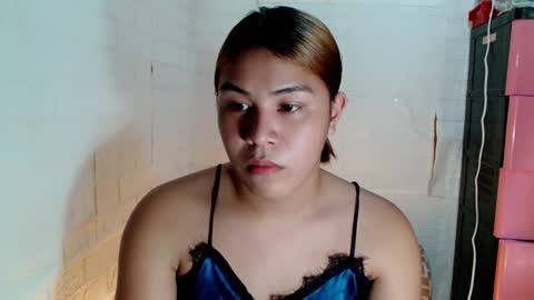 Snapshot of hot_selenaxx chatting on December 4, 2025, 6:34 am Selena online show from December 4, 2025, 6:34 am