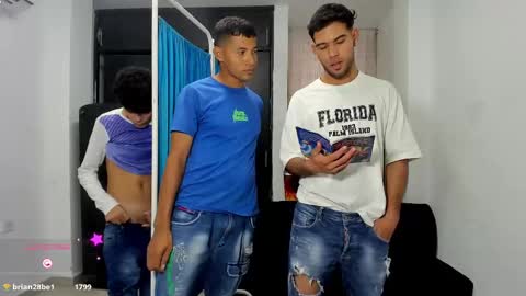 Vanesa Oliver and Andrew online show from March 11, 2025, 4:51 pm