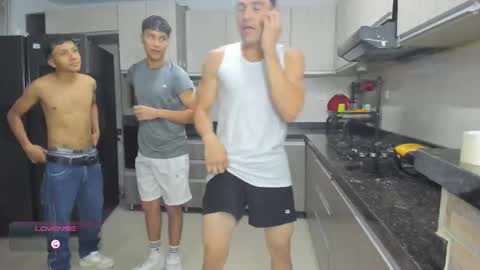 Vanesa Oliver and Andrew online show from September 23, 2025, 11:19 pm