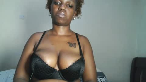Snapshot of hot_sexxy_baby chatting on June 16, 2026, 2:52 pm hot_sexxy_baby online show from June 16, 2026, 2:52 pm