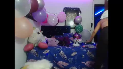 Snapshot of hot_sexy_bunny chatting on December 13, 2024, 2:10 am hot sexy bunny online show from December 13, 2024, 2:10 am