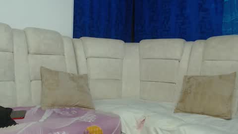 Hot Sharks   online show from April 2, 2026, 7:06 am