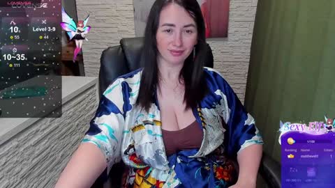 Snapshot of hot_squirtgirl chatting on December 11, 2024, 2:09 am Vasilisa online show from December 11, 2024, 2:09 am