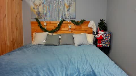 Snapshot of hot_squirtgirl chatting on December 19, 2024, 12:56 am Vasilisa online show from December 19, 2024, 12:56 am