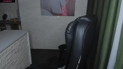 Snapshot of hot_squirtgirl chatting on September 25, 2025, 4:21 pm Vasilisa online show from September 25, 2025, 4:21 pm