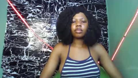 Snapshot of hot_stellaa chatting on January 24, 2025, 11:45 pm Stella online show from January 24, 2025, 11:45 pm