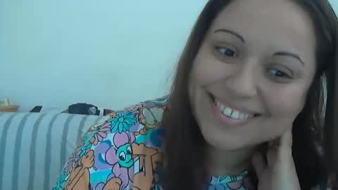 hotalexya online show from November 30, 2025, 10:19 am