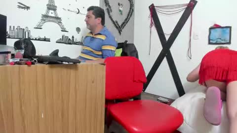 hotandfierylatinos online show from November 1, 2025, 9:33 am