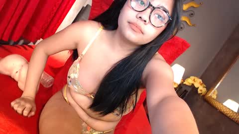 Snapshot of hotasian_gabby69 chatting on December 19, 2024, 9:06 pm hotasian_gabby69 online show from December 19, 2024, 9:06 pm