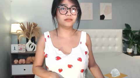 hotasian_gabby69 online show from December 20, 2025, 7:43 pm
