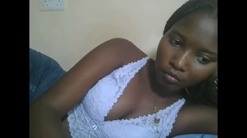 love online show from October 17, 2025, 7:49 pm