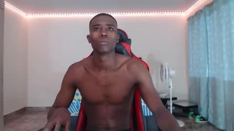 Snapshot of hotblacks07 chatting on October 5, 2025, 9:56 pm rivas online show from October 5, 2025, 9:56 pm