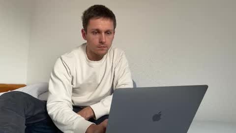 Snapshot of hotboyfeet92 chatting on November 7, 2025, 11:54 am hotboyfeet92 online show from November 7, 2025, 11:54 am