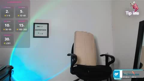 Alex Neon online show from January 15, 2026, 1:16 pm