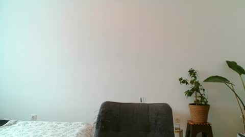 Hotboyshorny online show from January 14, 2026, 10:54 am