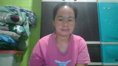 hotchicks4uxx online show from February 18, 2025, 10:47 pm