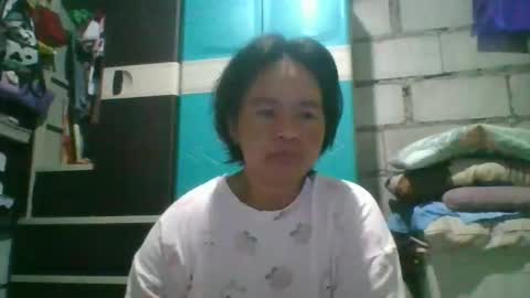 hotchicks4uxx online show from January 18, 2026, 1:26 pm