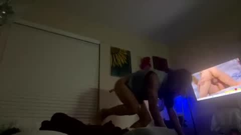 hotcouple1319 online show from November 29, 2025, 3:09 am