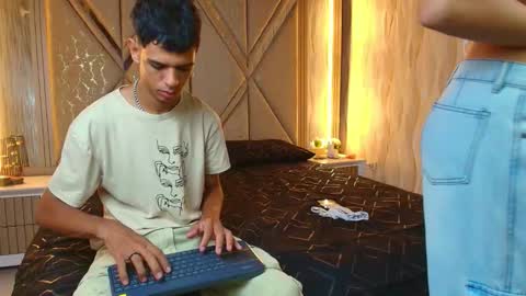 Snapshot of hotcouple_222 chatting on November 23, 2025, 7:41 am hotcouple_222 online show from November 23, 2025, 7:41 am