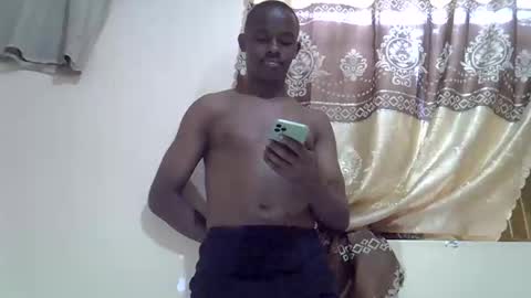 Snapshot of hotcum256 chatting on May 20, 2026, 7:36 am hotcum256 online show from May 20, 2026, 7:36 am