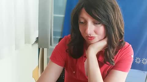 Hot Destany online show from February 4, 2025, 1:27 pm