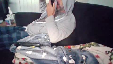 hotdog1124 online show from January 16, 2025, 12:31 pm