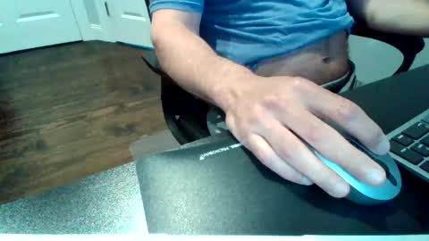 hotdog1124 online show from June 12, 2026, 5:23 pm
