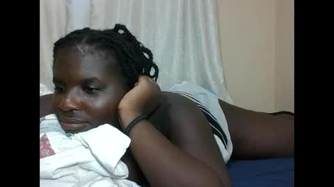 Snapshot of hotebbbyy chatting on December 15, 2025, 2:10 pm EBBY online show from December 15, 2025, 2:10 pm