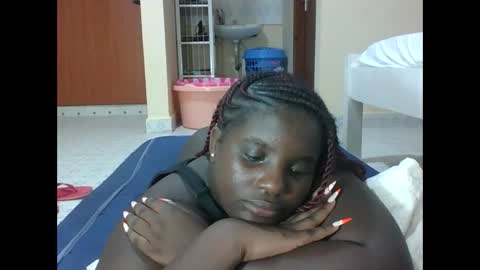 Snapshot of hotebbbyy chatting on February 20, 2026, 6:52 pm EBBY online show from February 20, 2026, 6:52 pm