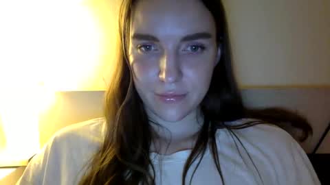Snapshot of hoteffy chatting on March 3, 2025, 8:32 pm effy online show from March 3, 2025, 8:32 pm