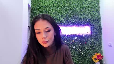 hotfallingdevil online show from December 18, 2025, 5:35 am