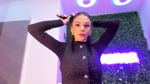 Snapshot of hotfallingdevil chatting on January 19, 2026, 5:44 am hotfallingdevil online show from January 19, 2026, 5:44 am