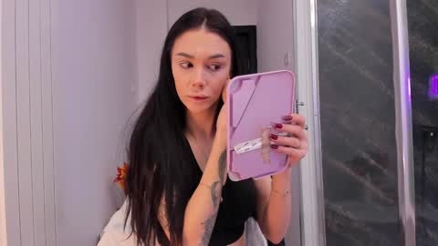 Snapshot of hotfallingdevil chatting on February 12, 2026, 5:24 am hotfallingdevil online show from February 12, 2026, 5:24 am