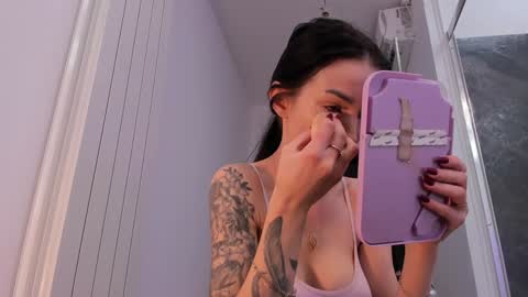 Snapshot of hotfallingdevil chatting on February 13, 2026, 5:47 am hotfallingdevil online show from February 13, 2026, 5:47 am