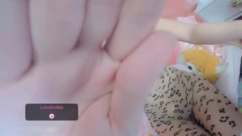 beauty has a prize so make it worth plzzz online show from November 2, 2025, 4:15 am