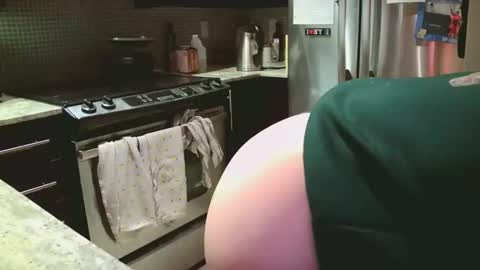 hotgirlbigbutt online show from December 18, 2025, 12:11 pm