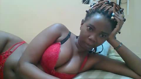 Queen online show from November 1, 2025, 7:54 am