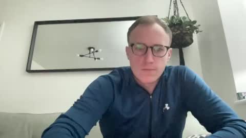 Snapshot of hotholby86 chatting on December 28, 2024, 3:37 pm hotholby86 online show from December 28, 2024, 3:37 pm