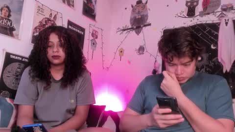 Sam and Nico online show from December 15, 2025, 2:05 am